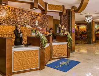 Lobby 2 Golden Tulip Headington Ruwi