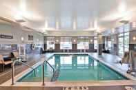 Swimming Pool Residence Inn by Marriott Milwaukee North/Glendale