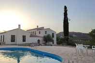 Swimming Pool Cortijo Rural Urrá