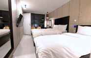 Kamar Tidur 6 Hotel stay interview Jeju