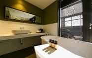 In-room Bathroom 4 Gaden hotel