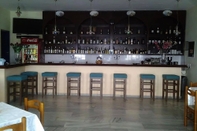 Bar, Cafe and Lounge Petradi Hotel