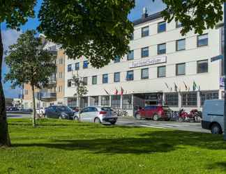 Exterior 2 Fast Hotel Svolvær