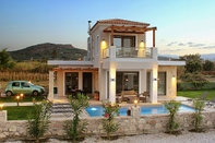 Exterior Alexandros Villa