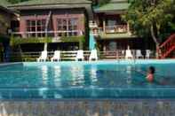 สระว่ายน้ำ Buffalo Bill Hotel Koh Chang