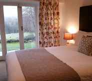 Bedroom 3 Nant yr Onnen B&B and Ysgubor Holiday Cottage