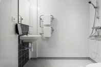 Toilet Kamar Biz Apartment Solna