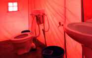 ห้องน้ำภายในห้อง 7 Royal Camp - Pangong