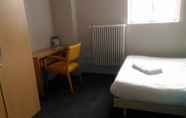 Kamar Tidur 7 Espace Bernadette Soubirous Nevers