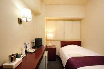 Bilik Tidur 4 Ueda Plaza Hotel