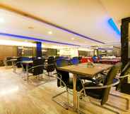 Restaurant 7 Hotel Amaltas International by Orion Hotels