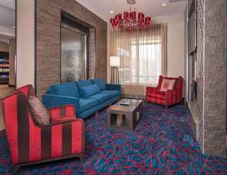 Lobi 2 TownePlace Suites by Marriott Altoona