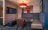 Bar, Kafe, dan Lounge 2 TownePlace Suites by Marriott Altoona