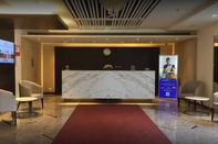 Lobby Deventure Sarovar Portico Kapashera