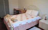 Kamar Tidur 4 Homestay Marialva Park