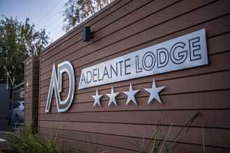 Exterior 4 Adelante Lodge