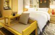 Kamar Tidur 5 Caravel Hotel