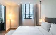 Bedroom 6 Hilton Lake Como