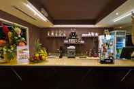 Bar, Kafe, dan Lounge Dyar Al Hamra Hotel