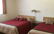 Kamar Tidur 5 Cedars Motel