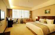 Bedroom 5 Sovereign Hotel KunShan