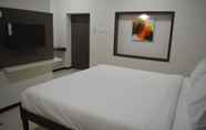 Phòng ngủ 5 Hotel Sownthariyam