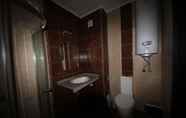 ห้องน้ำภายในห้อง 5 Menada Rocamar Apartments