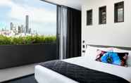 Kamar Tidur 7 Sage Hotel James Street