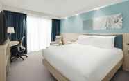 Bedroom 2 Hampton by Hilton London Docklands