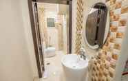 In-room Bathroom 6 Al Masem Luxury Hotel Suites 5