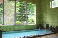 Kolam Renang Onsen Guesthouse Sakaeya