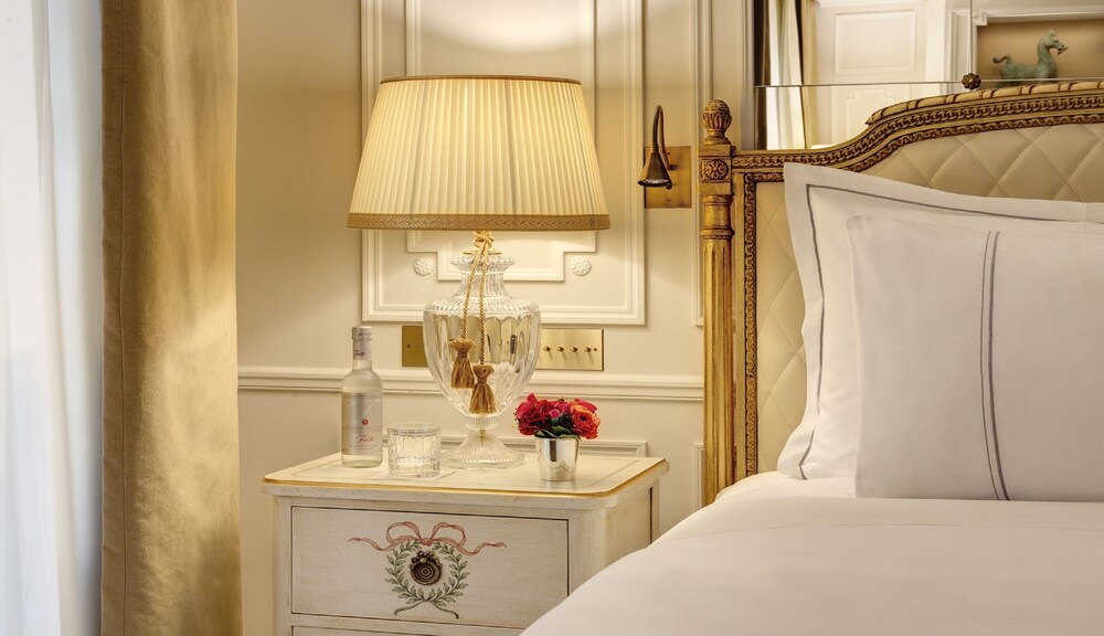 Kamar Tidur 6 Hôtel Splendide Royal Paris - Relais & Châteaux