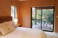 Bedroom Jarrah Grove Forest Retreat - Adults Only