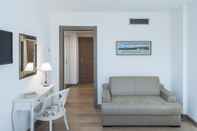 Common Space Suite Home Sardinero