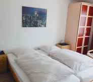 Bedroom 5 Hotel Eifelhof Weina