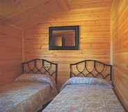 Bedroom 4 Camping & Bungalows Ligüerre de Cinca