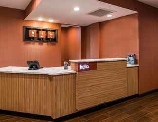 Sảnh chờ 2 TownePlace Suites by Marriott Charleston-West Ashley