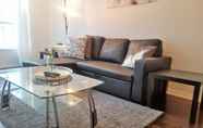 Common Space 7 Lavish Suites - Luxury Condo - Downtown