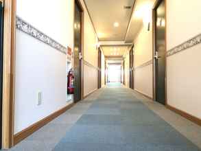 Lobi 4 Toyoko Inn Yokohama Tsurumi Station Higashi