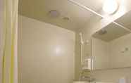ห้องน้ำภายในห้อง 6 Toyoko Inn Yashio Ekimae