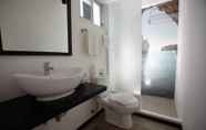 Toilet Kamar 3 Blanco Beach Resort