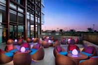 บาร์ คาเฟ่ และเลานจ์ Marriott Hotel Al Forsan, Abu Dhabi