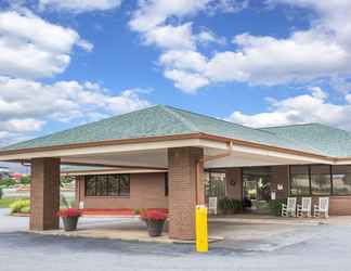 Exterior 2 Days Inn by Wyndham Wilkesboro