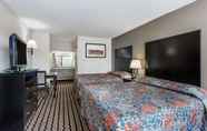 Bedroom 4 Days Inn by Wyndham Wilkesboro