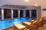 Swimming Pool Chalet Banja