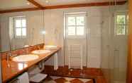 Toilet Kamar 6 Golfhotel Gutshof Penning