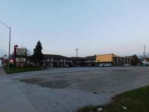 Bangunan 4 Kenora Motel