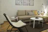 Ruang Umum Zurich Furnished Apartments