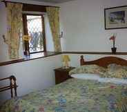 Bilik Tidur 5 Frankaborough Farm Holiday Cottages