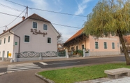 ภายนอกอาคาร 2 Pri Žabarju Bed & Breakfast Ljubljana